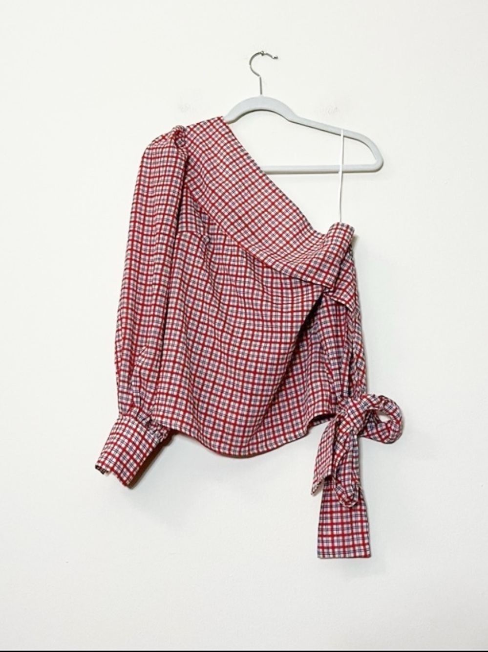 C/MEO COLLECTIVE Counting All Plaid One Shoulder Tie Front Top Medium - Picture 7 of 9